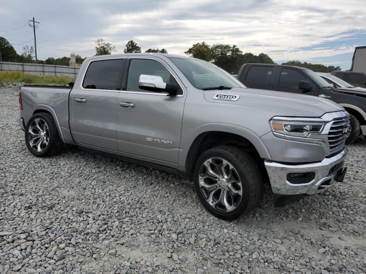 2019 RAM 1500 - Image 4