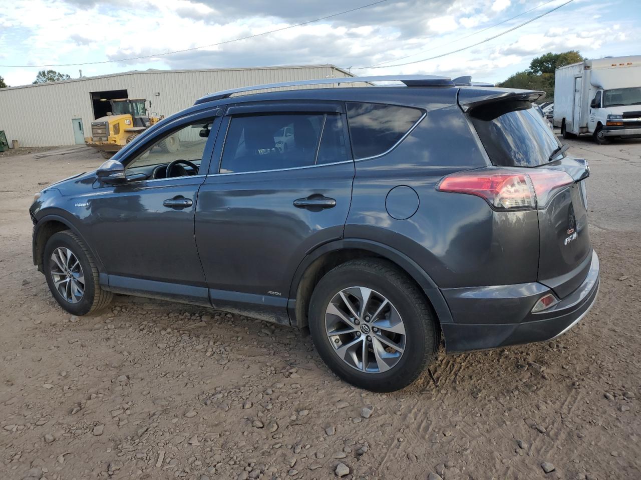 JTMRJREV6GD038977 2016 TOYOTA RAV 4 - Image 2