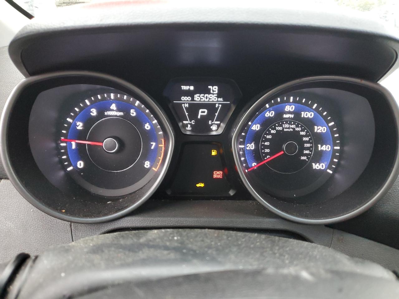2012 Hyundai Elantra - Image 9