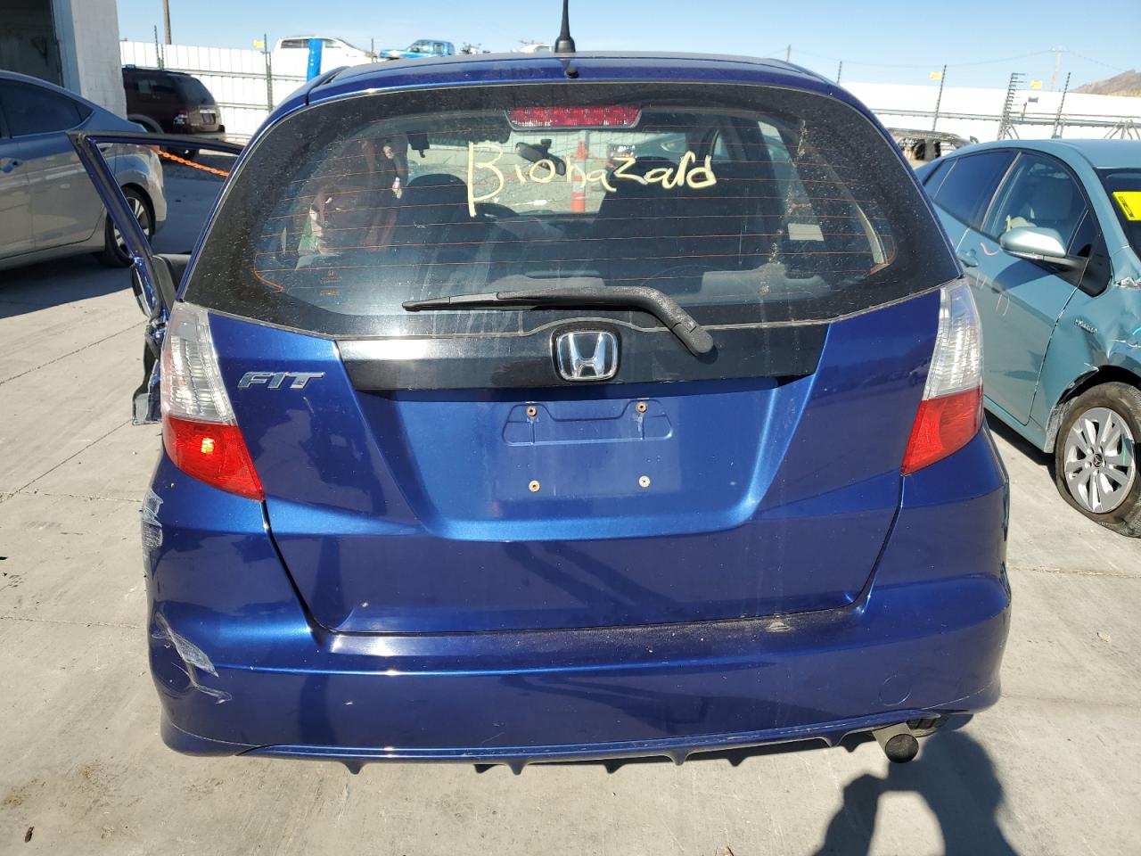 2013 Honda Fit VIN: JHMGE8H39DC064957 Lot: 77906204