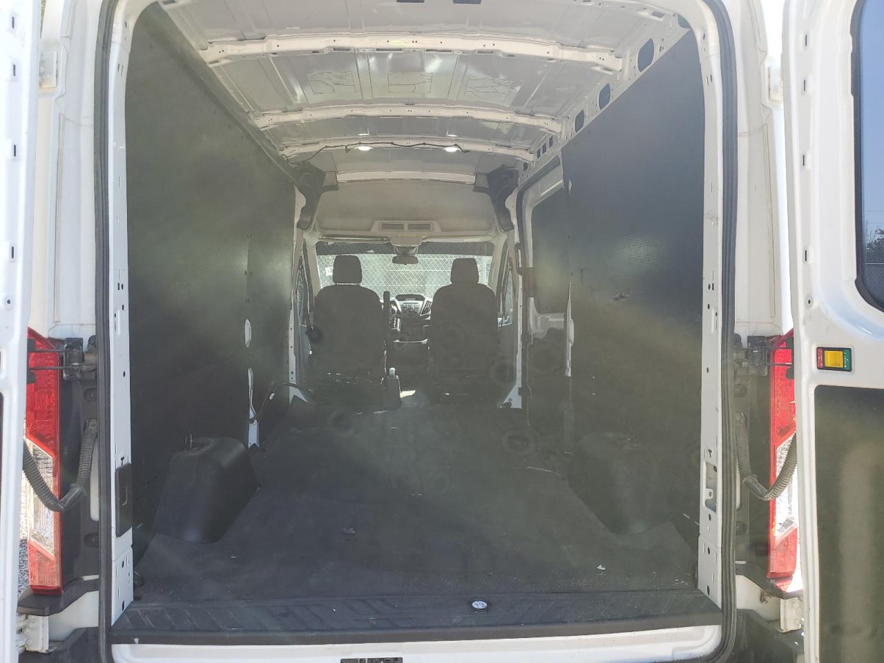 2019 Ford Transit T-250 VIN: 1FTYR2CM7KKA82982 Lot: 73692894