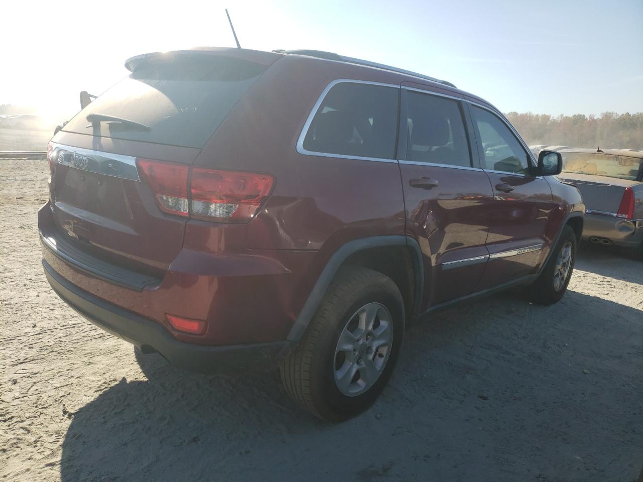 2012 Jeep Grand Cherokee - Image 3