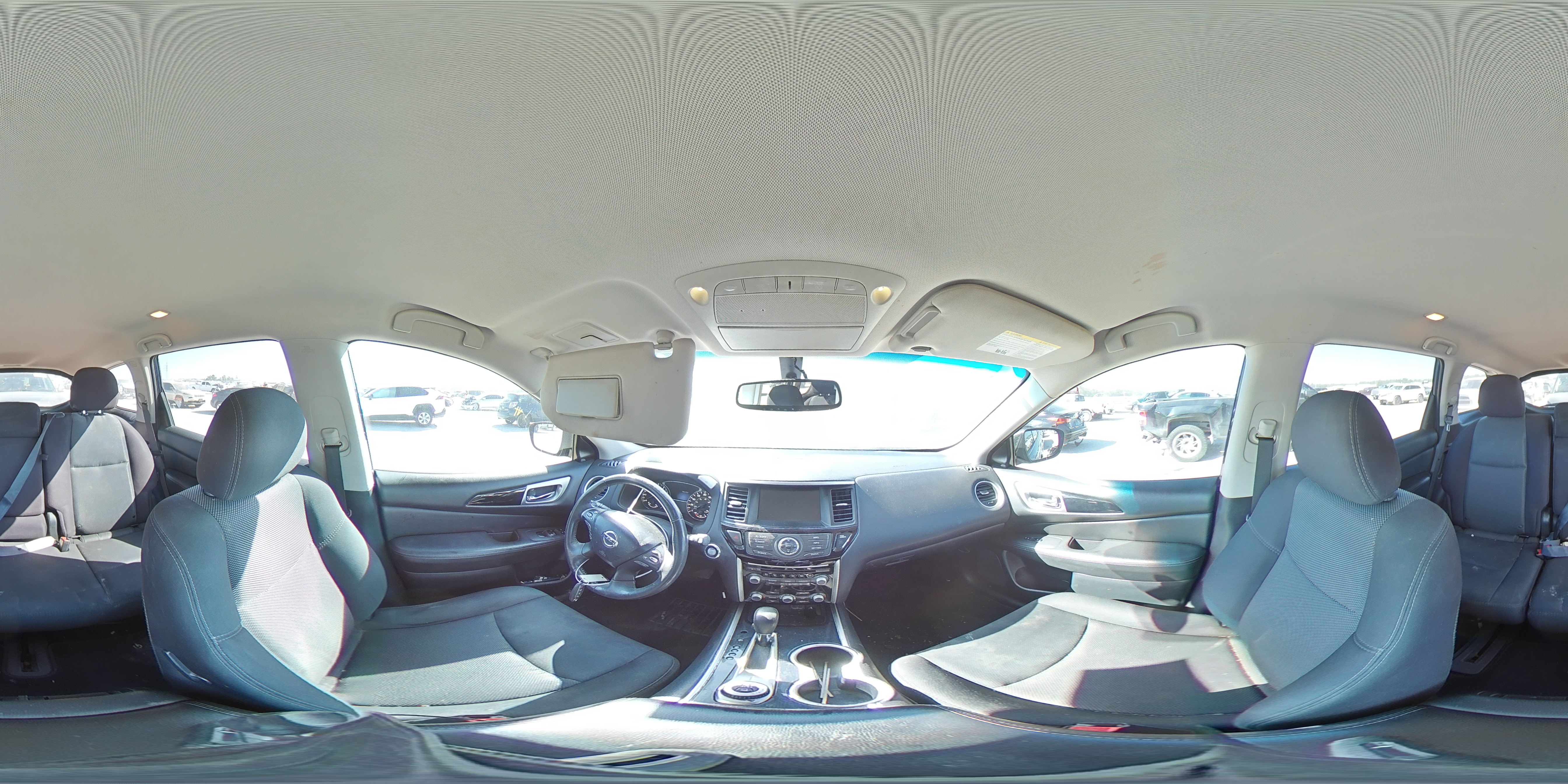 2019 Nissan Pathfinder - Image 14