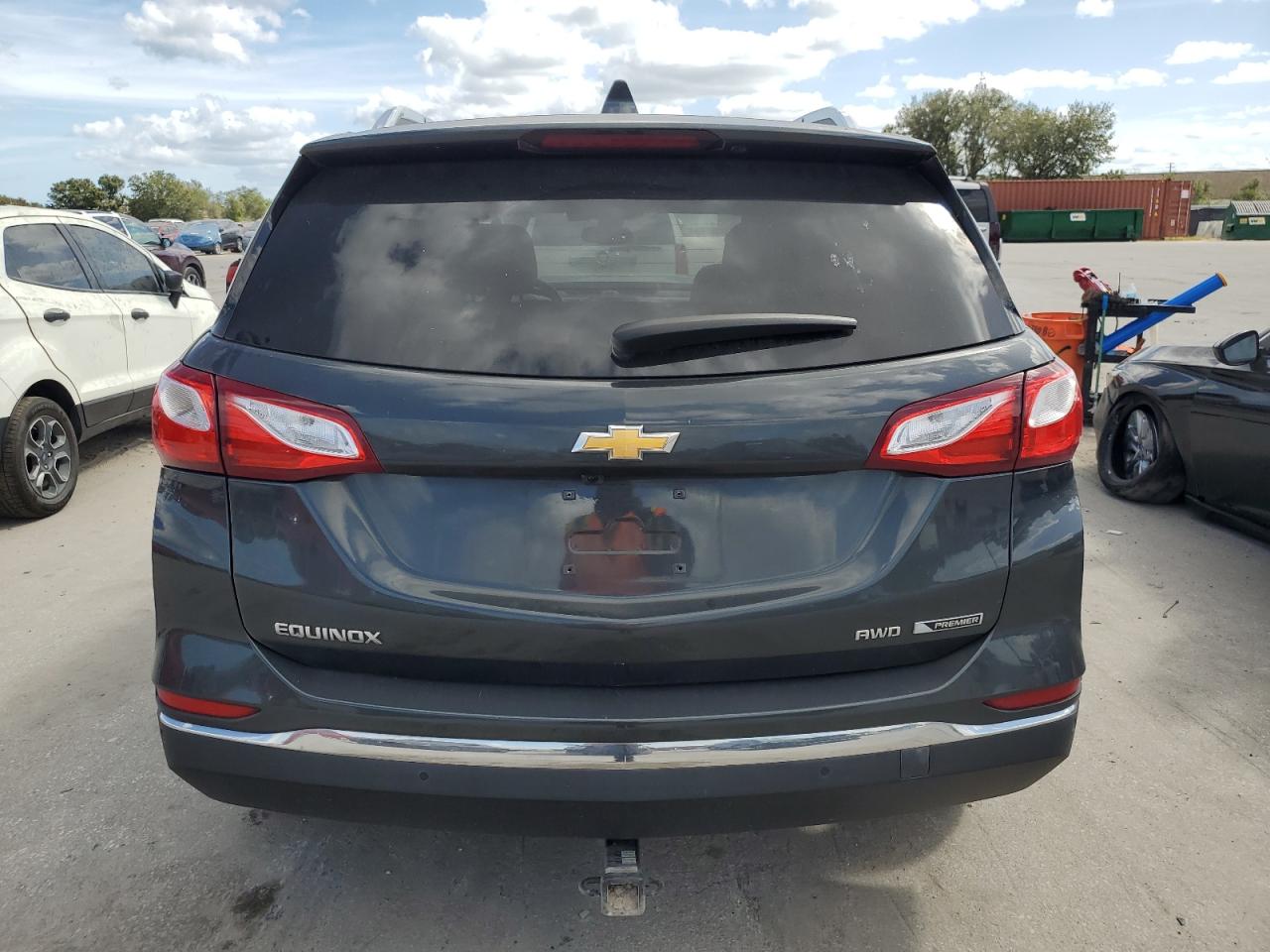 2018 Chevrolet Equinox Premier VIN: 2GNAXVEV5J6116392 Lot: 77153214