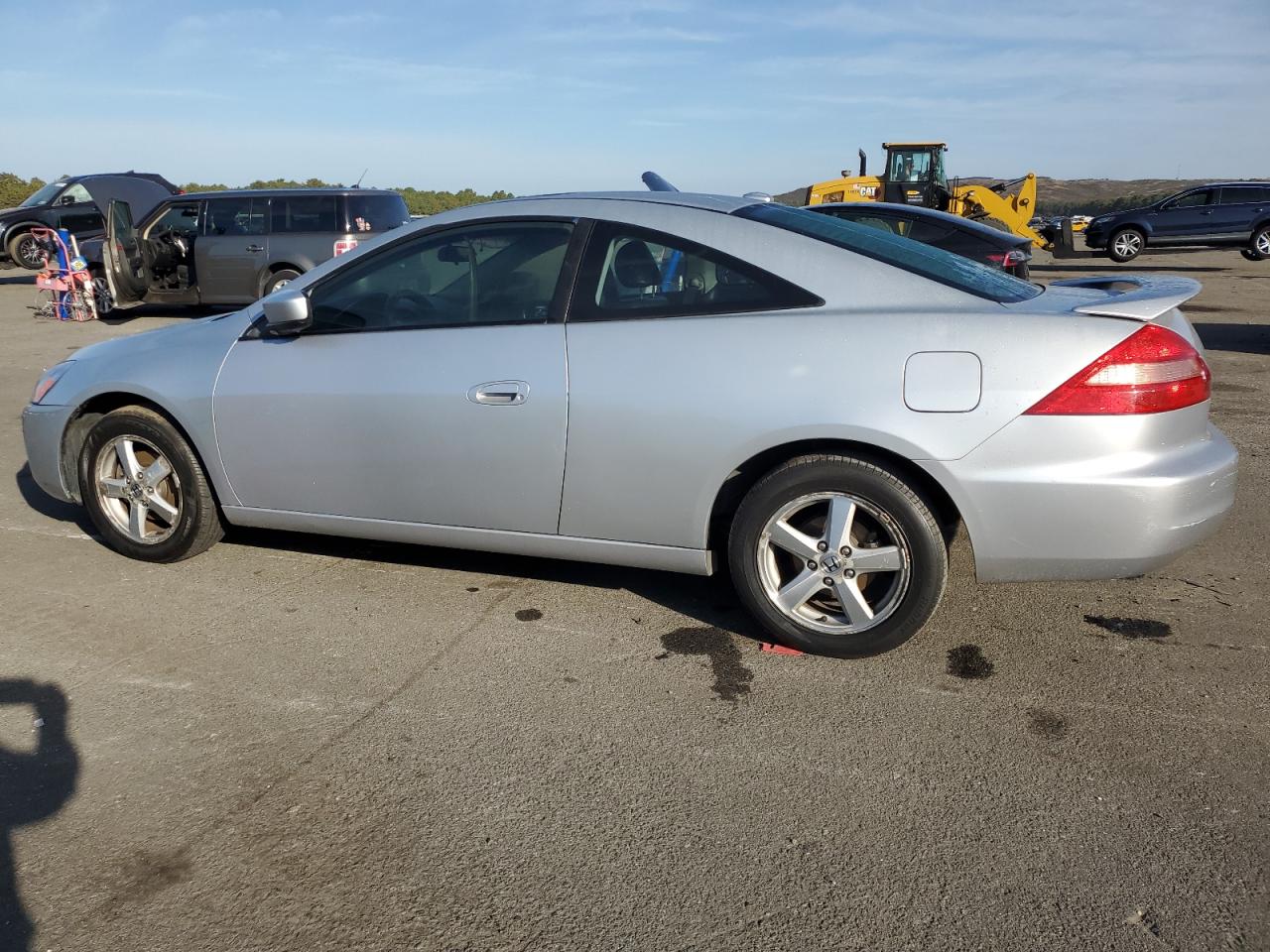 2004 Honda Accord - Image 2