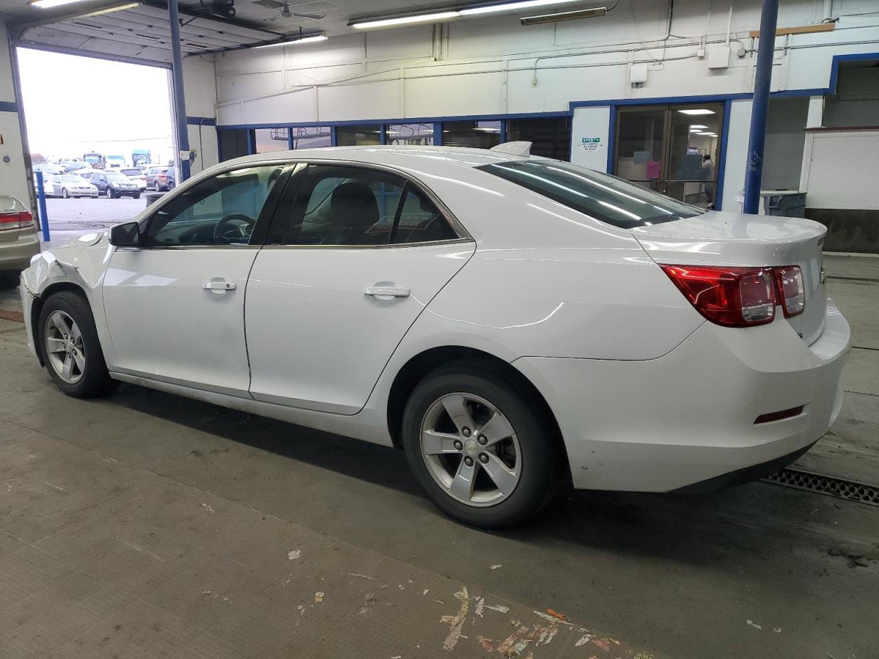 2015 Chevrolet Malibu - Image 2