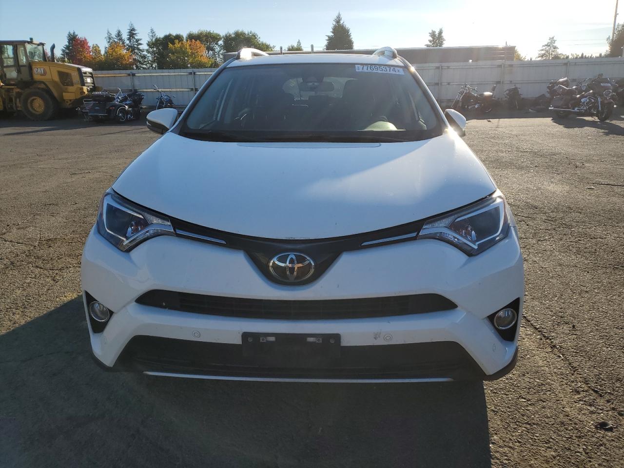 2017 Toyota RAV 4 - Image 5