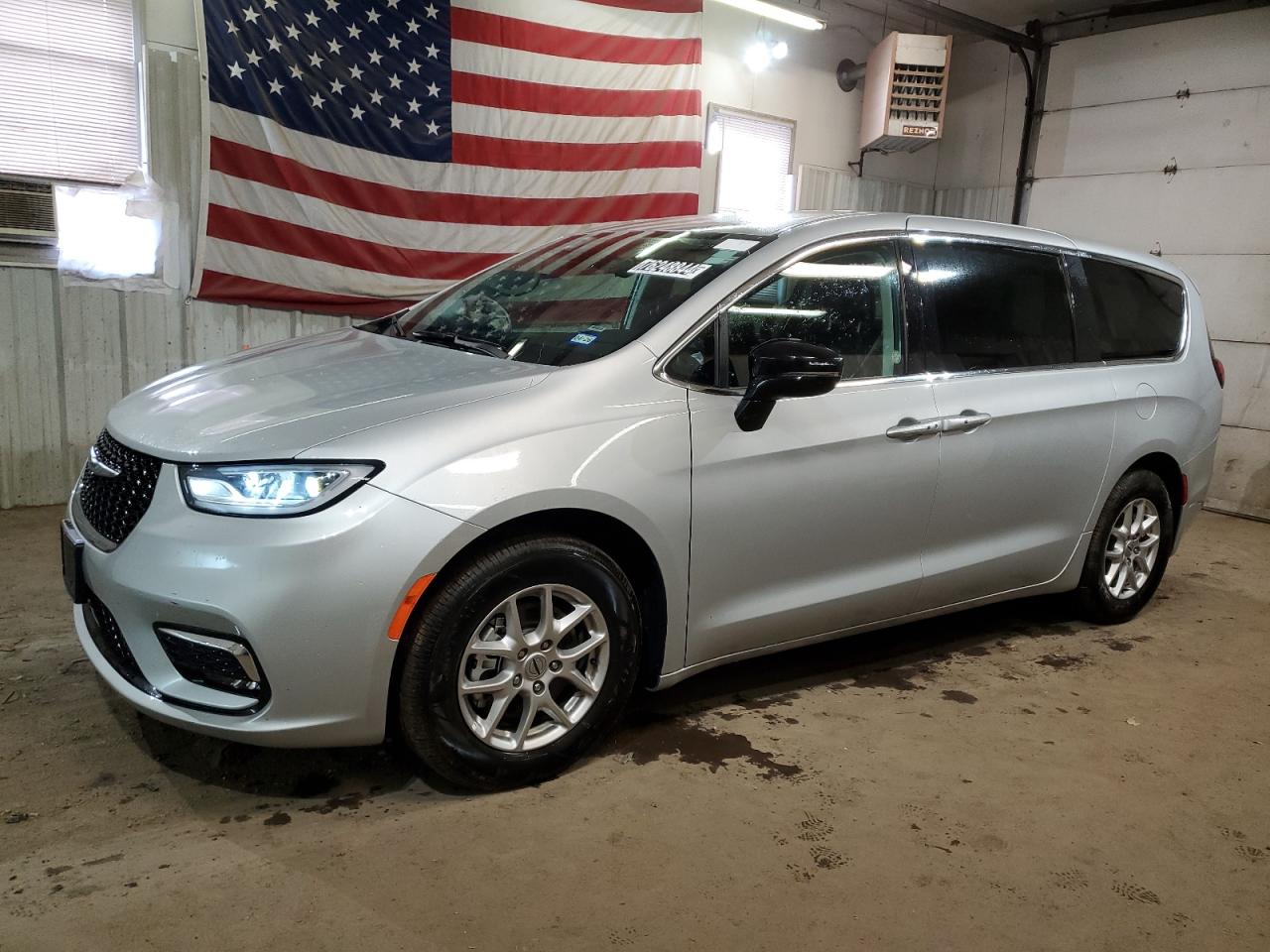 2024 CHRYSLER PACIFICA