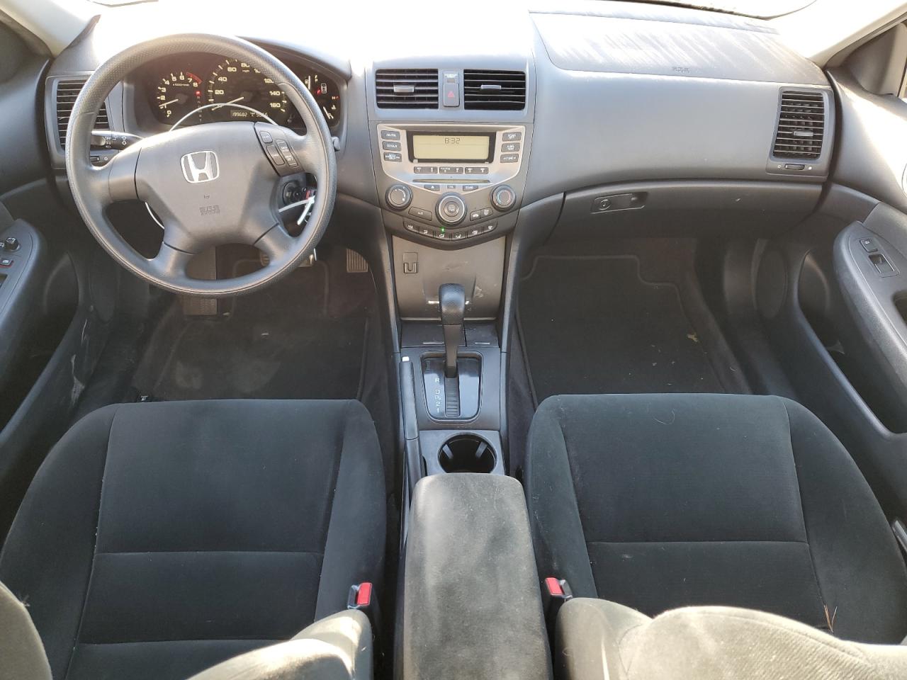 2006 Honda Accord - Image 8