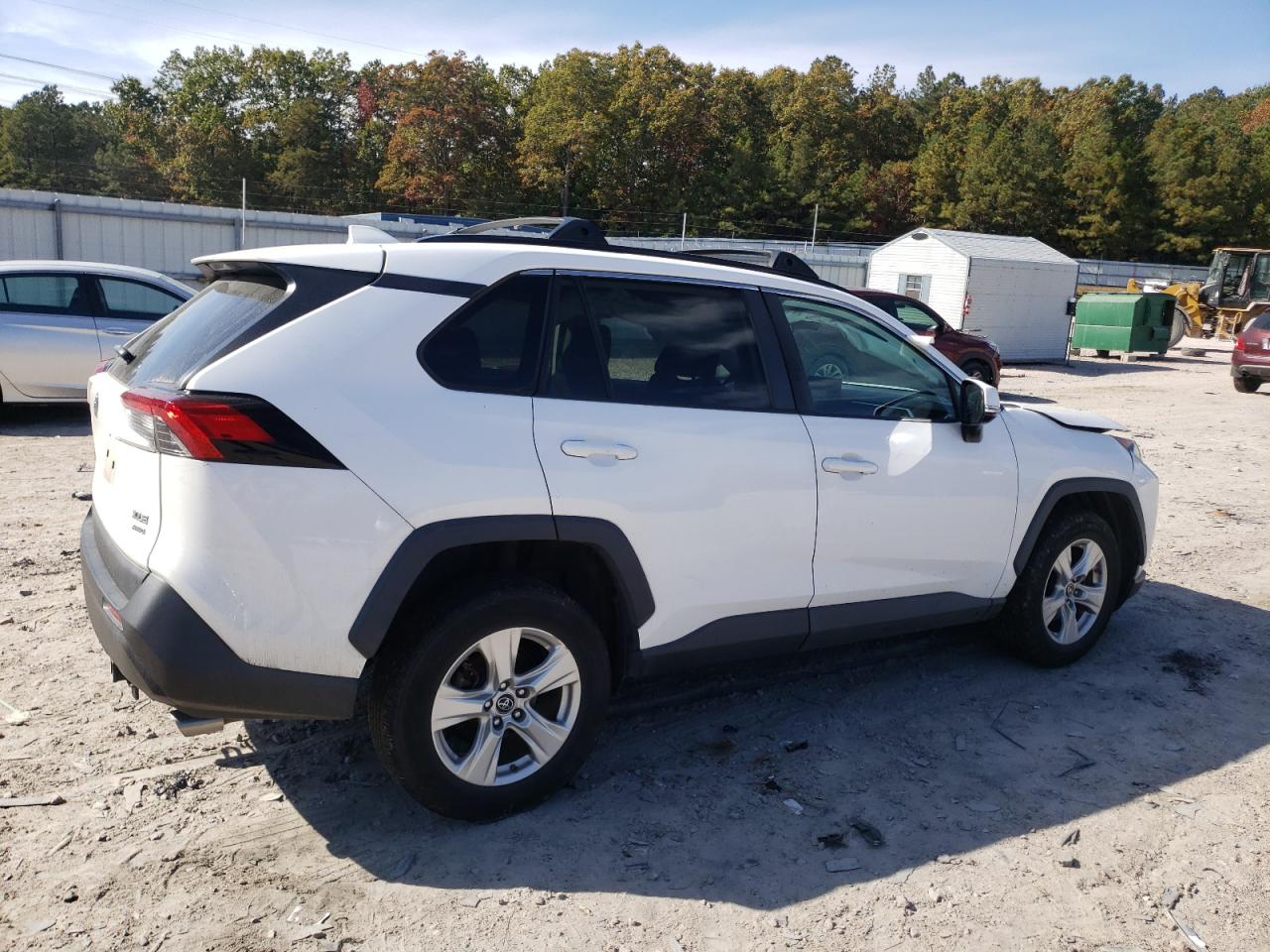 2019 Toyota RAV 4 - Image 3