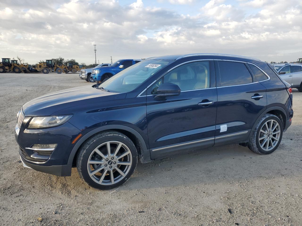 5LMCJ3C93KUL09214 2019 Lincoln Mkc Reserve