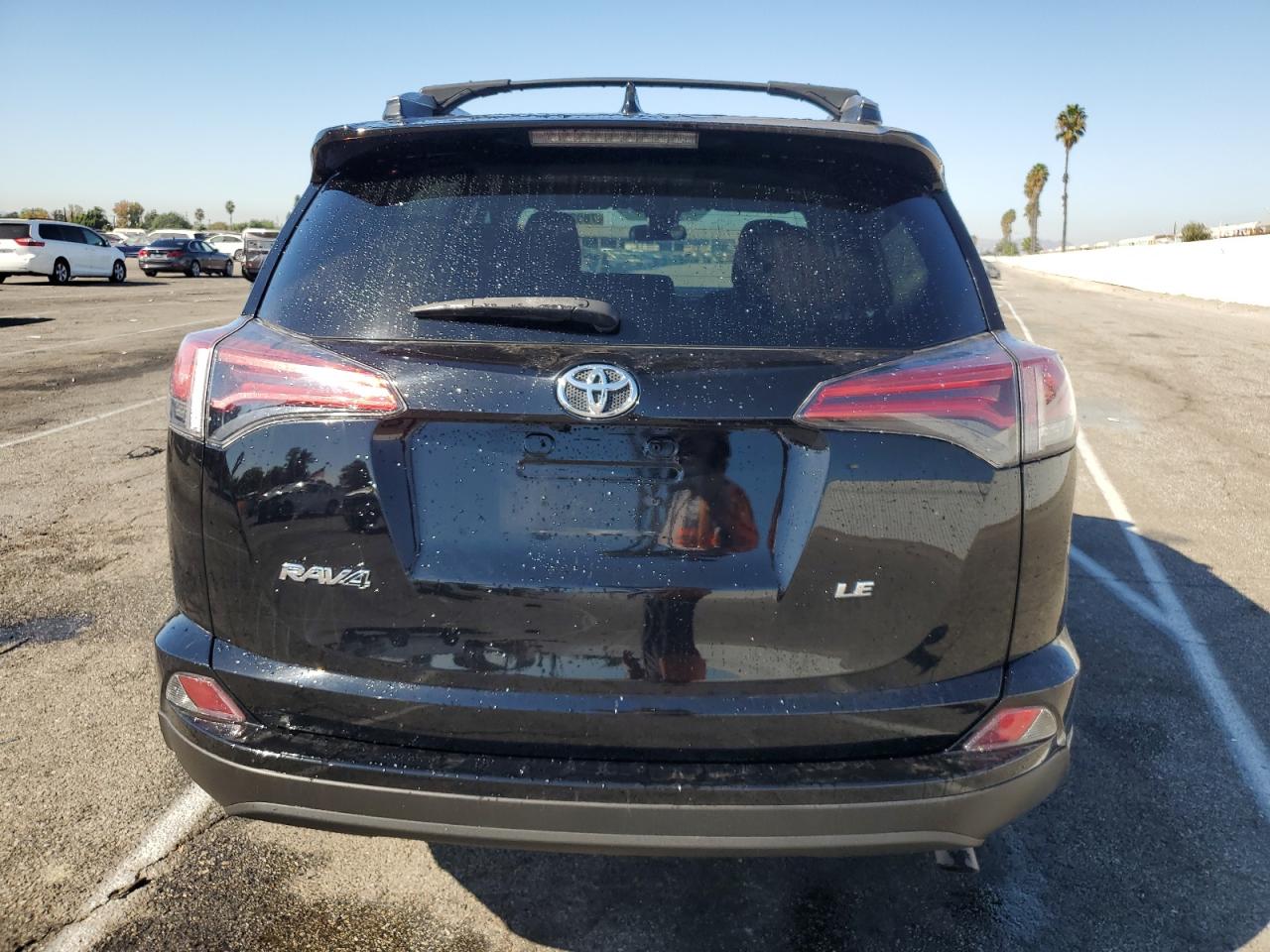 2018 Toyota Rav4 Le VIN: 2T3ZFREVXJW469639 Lot: 78022944