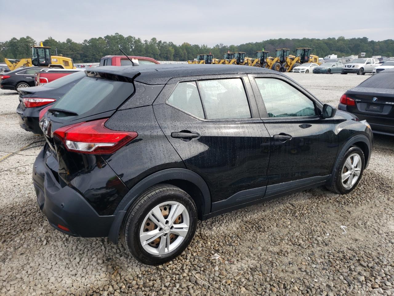 2020 Nissan Kicks - Image 3