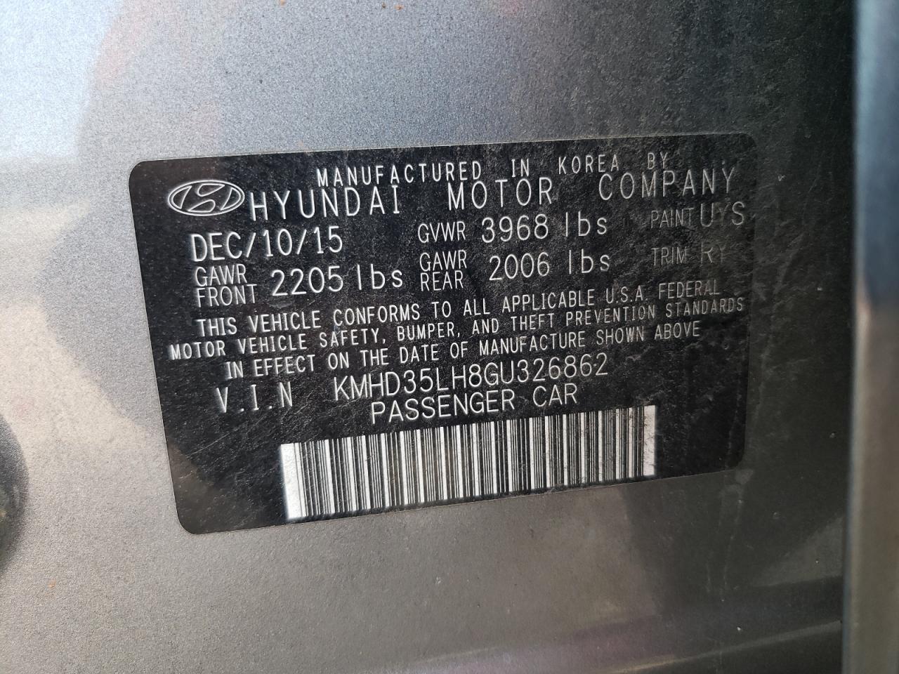 2016 Hyundai Elantra - Image 13