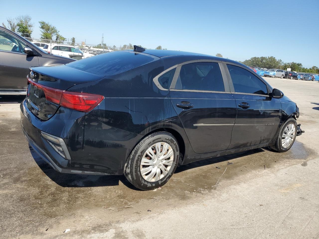 2019 Kia Forte - Image 3
