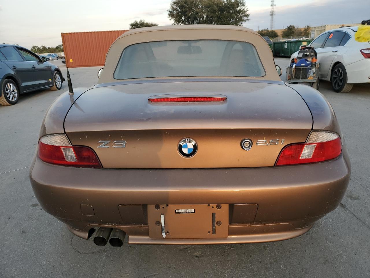 2001 BMW Z3 2.5 VIN: WBACN33441LM02664 Lot: 76189564