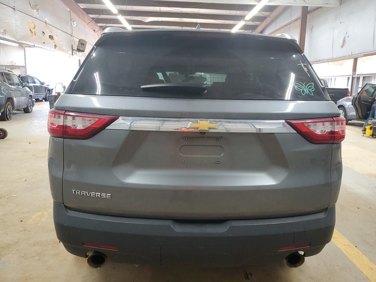 2018 Chevrolet Traverse Ls VIN: 1GNEVFKW6JJ175707 Lot: 74000784