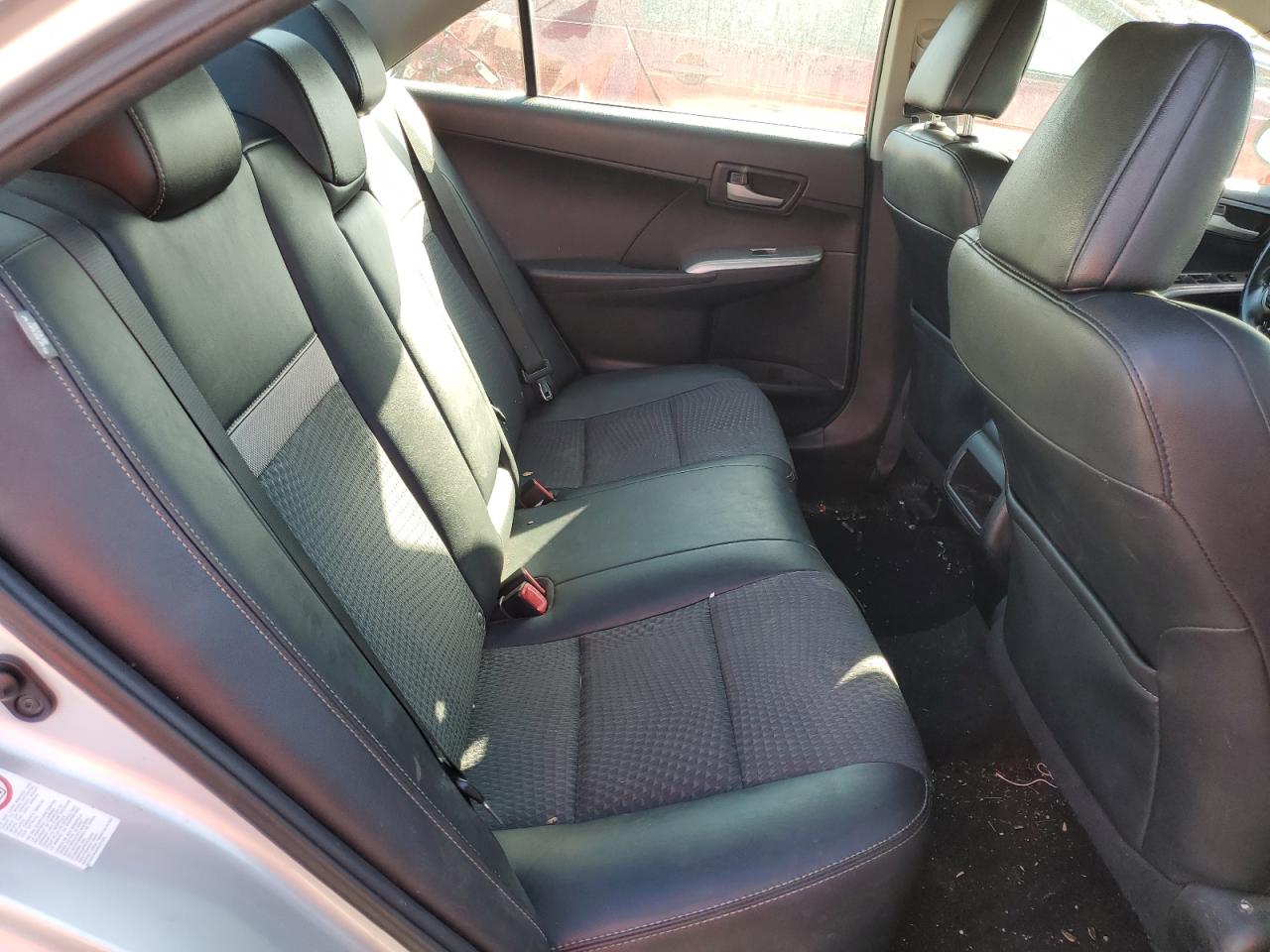 2014 Toyota Camry - Image 10