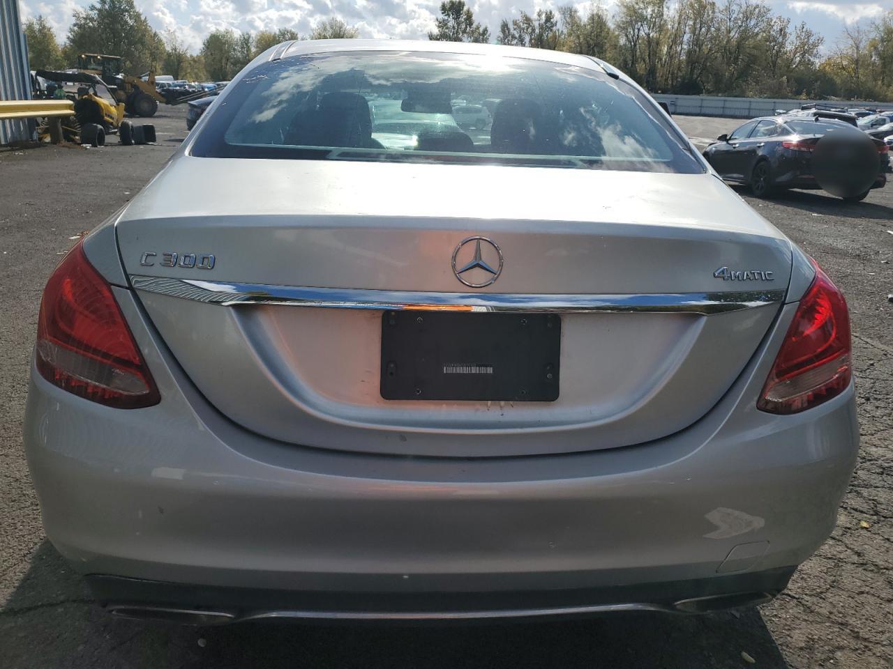 2015 Mercedes-Benz C 300 4Matic VIN: 55SWF4KB6FU075163 Lot: 78358554