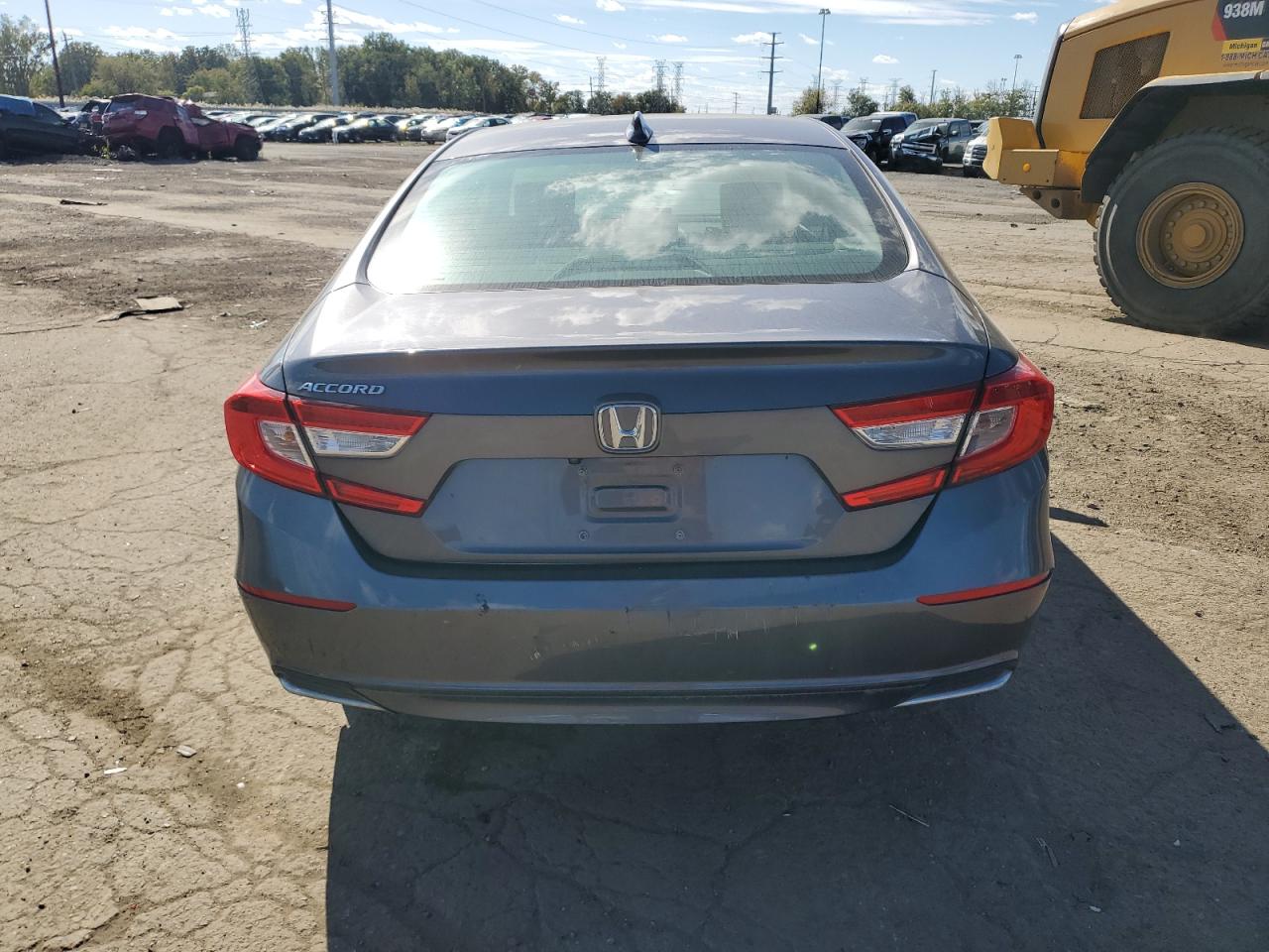 1HGCV1F19JA165840 2018 Honda Accord Lx