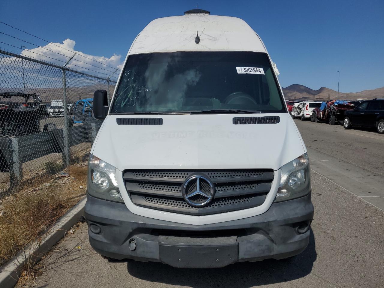 VIN WD3PE8DD9GP292285 2016 MERCEDES-BENZ SPRINTER no.5