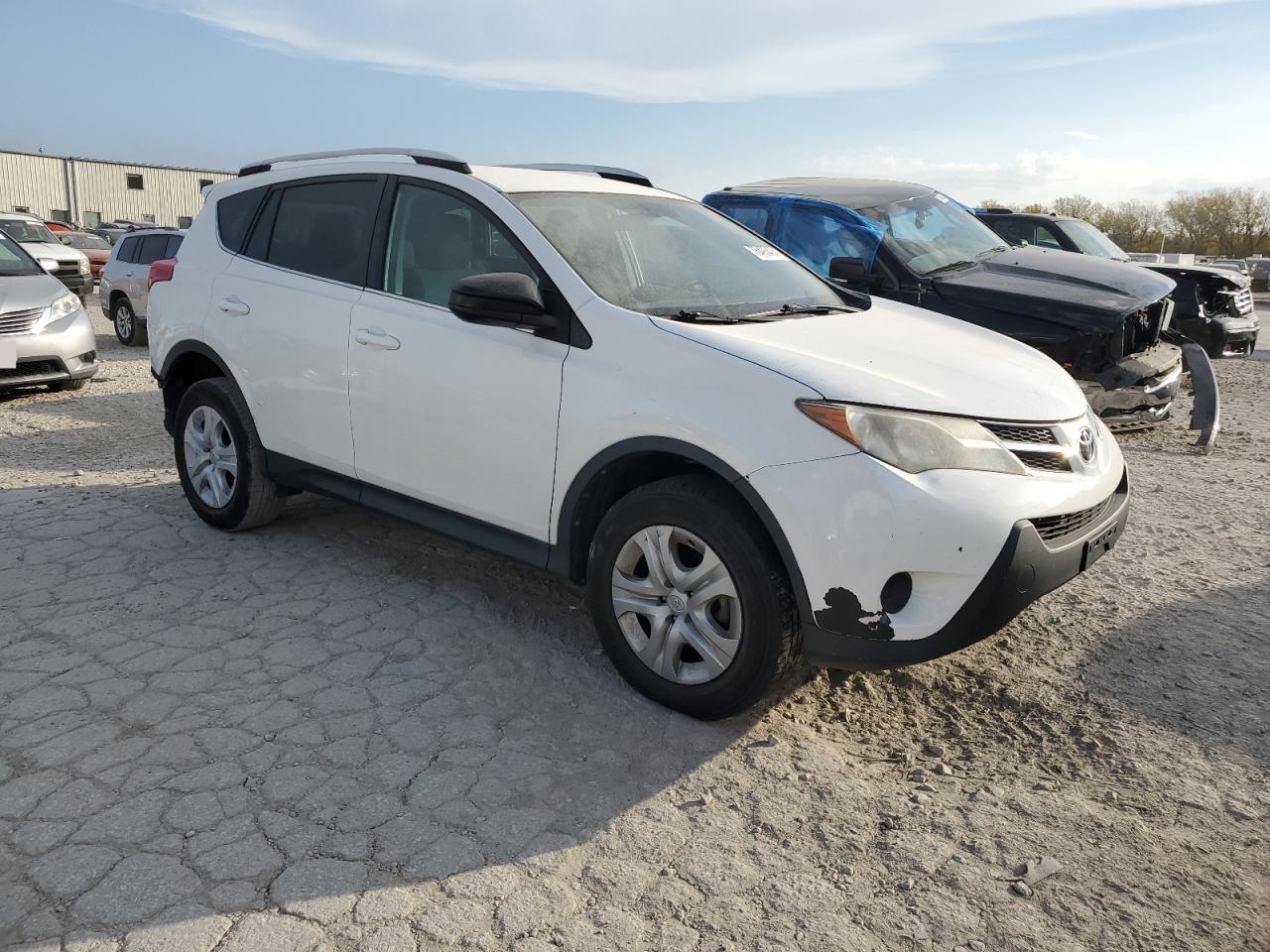 VIN 2T3BFREVXDW028583 2013 TOYOTA RAV4 no.4