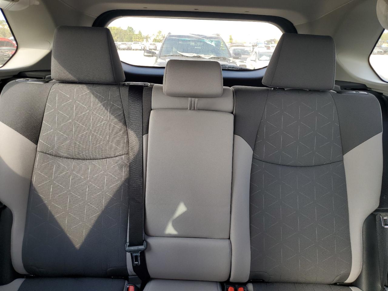 2024 Toyota RAV 4 - Image 10
