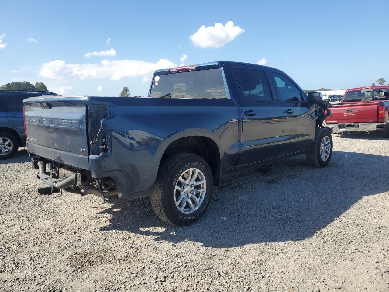2022 Chevrolet Silverado - Image 3