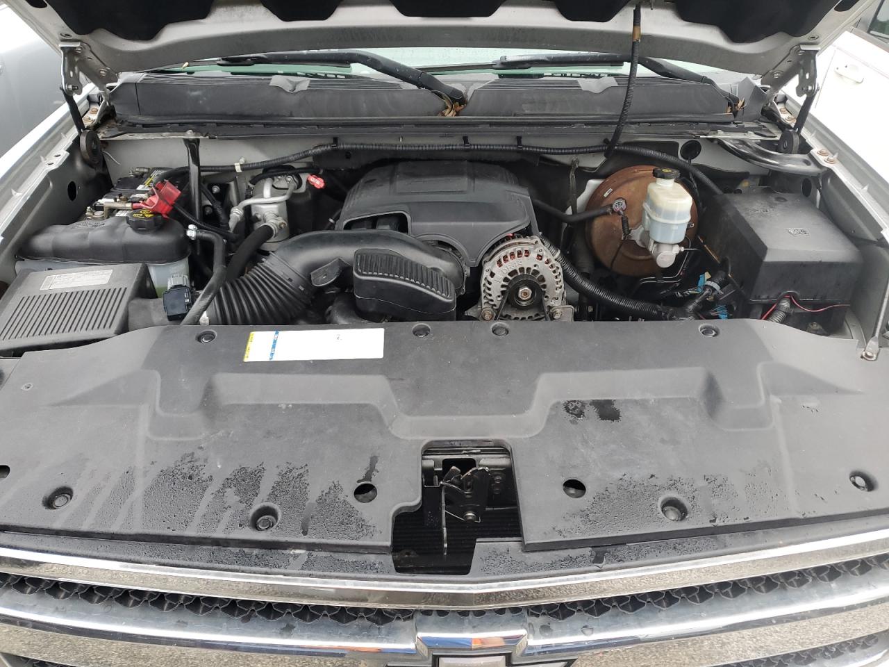2011 Chevrolet Silverado - Image 11