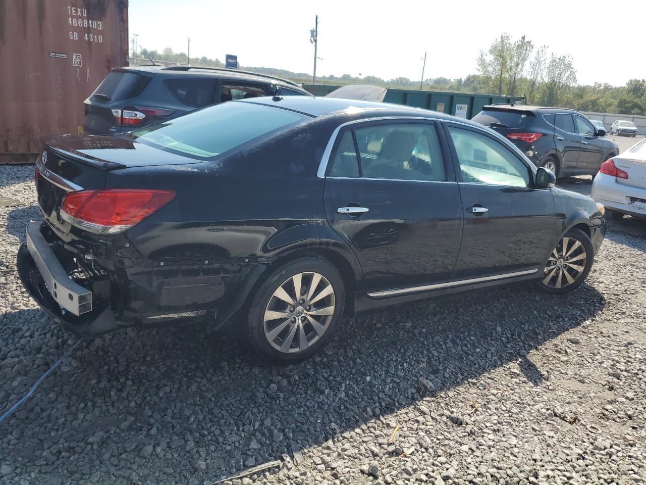 2011 Toyota Avalon - Image 3
