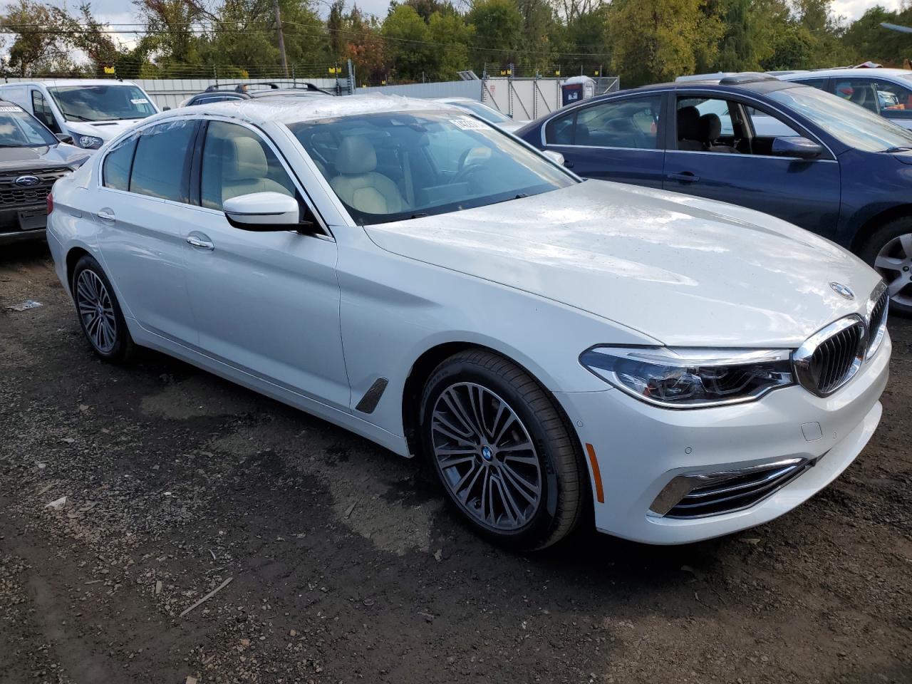 WBAJE7C5XJWA03959 2018 BMW 540 Xi