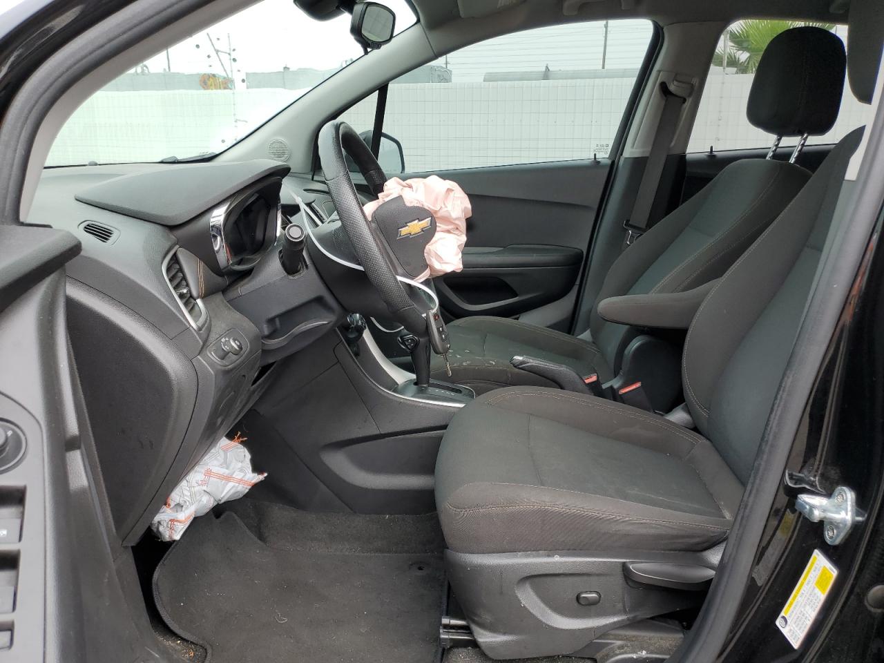 2021 Chevrolet Trax Ls VIN: KL7CJKSB9MB341103 Lot: 76402624