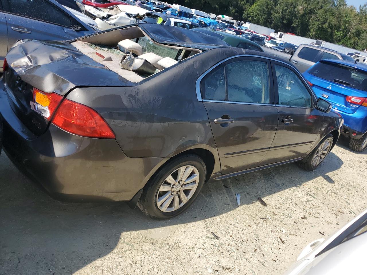 2010 Kia Optima - Image 3