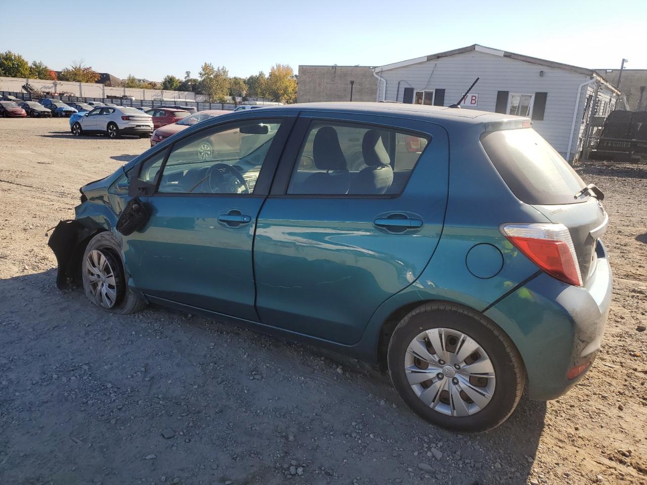 VIN JTDKTUD38DD550458 2013 TOYOTA YARIS no.2