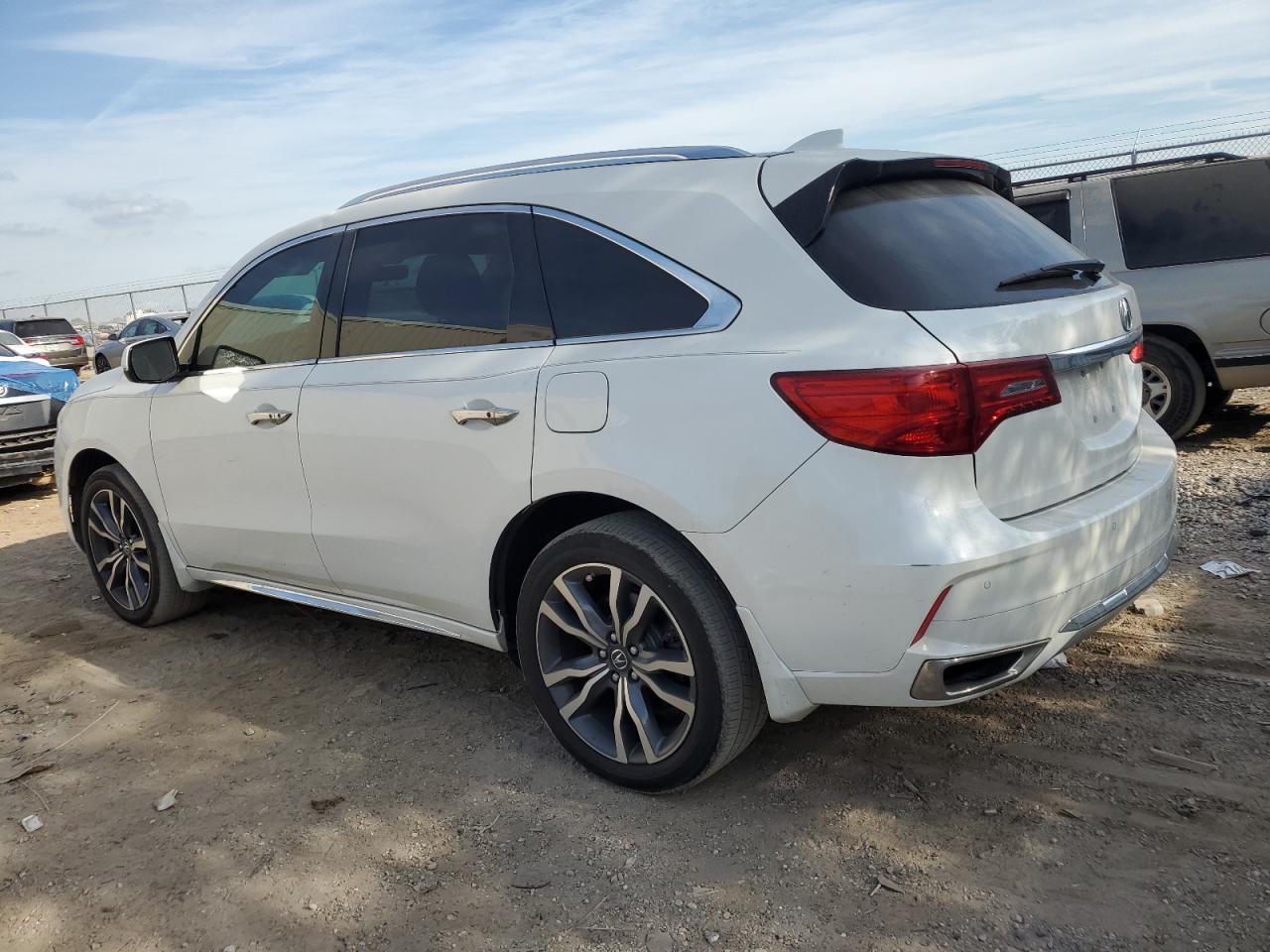 2019 Acura MDX - Image 2