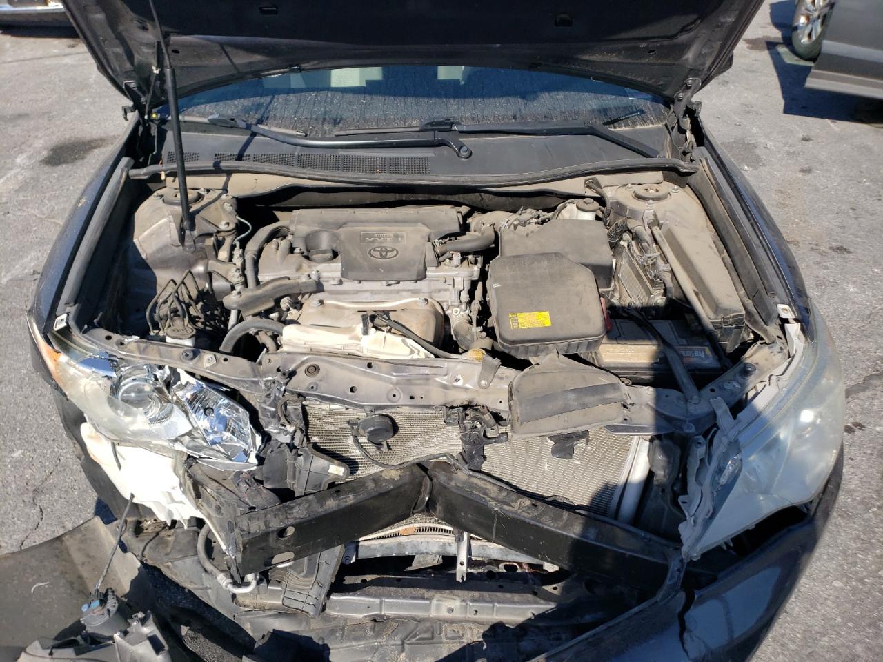 2012 Toyota Camry - Image 11