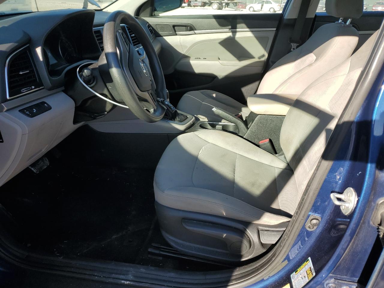2018 Hyundai Elantra - Image 7