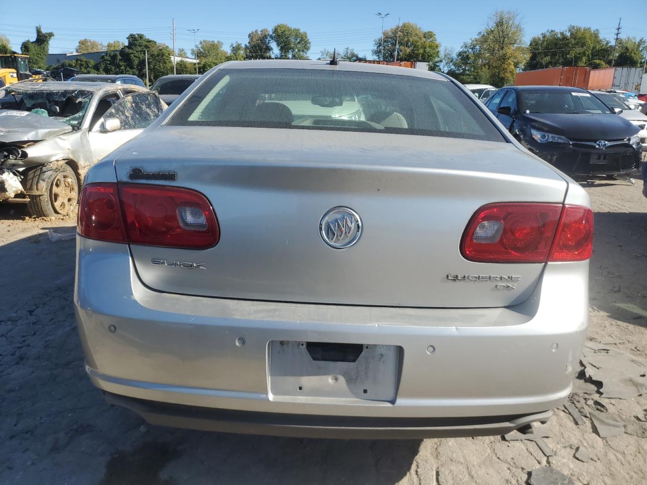 2007 Buick Lucerne Cx VIN: 1G4HP57227U229717 Lot: 75251824