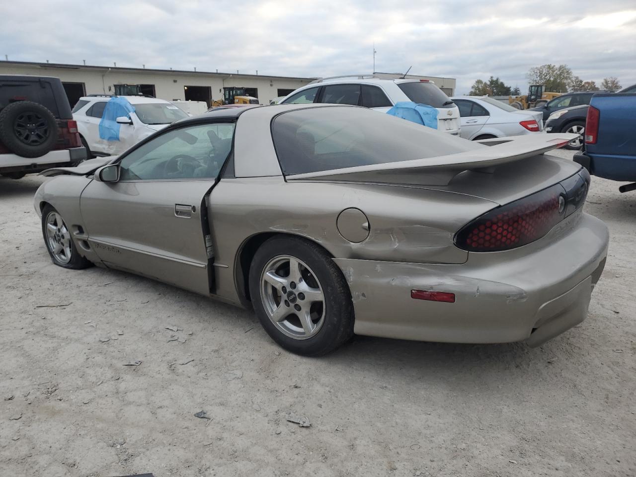 1999 Pontiac Firebird - Image 2