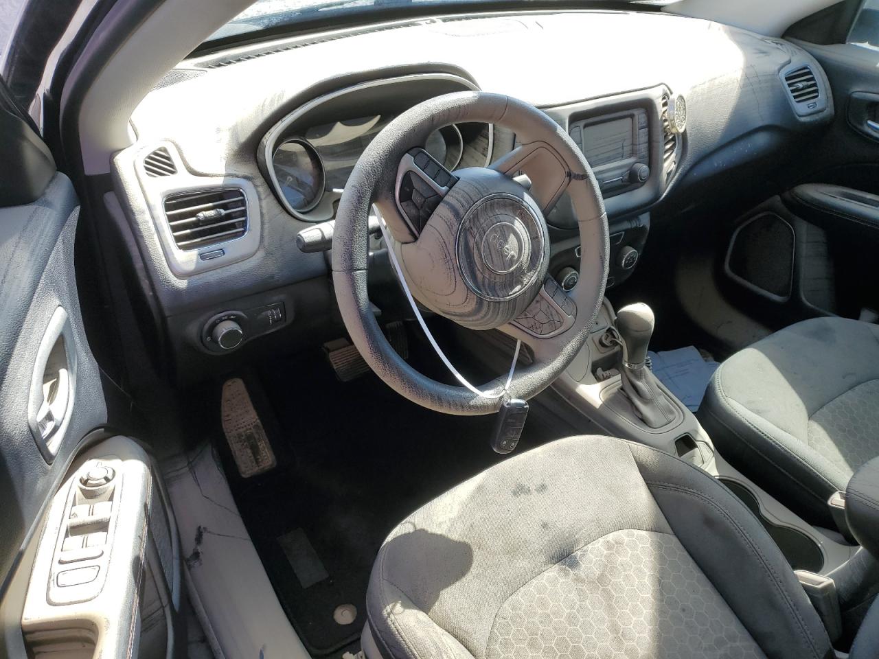 2018 Jeep Compass - Image 8