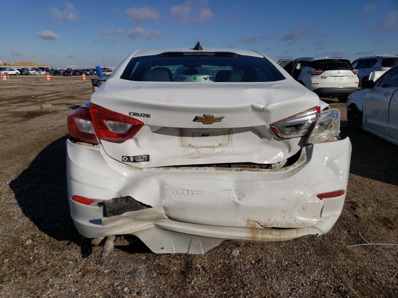 2017 Chevrolet Cruze - Image 6