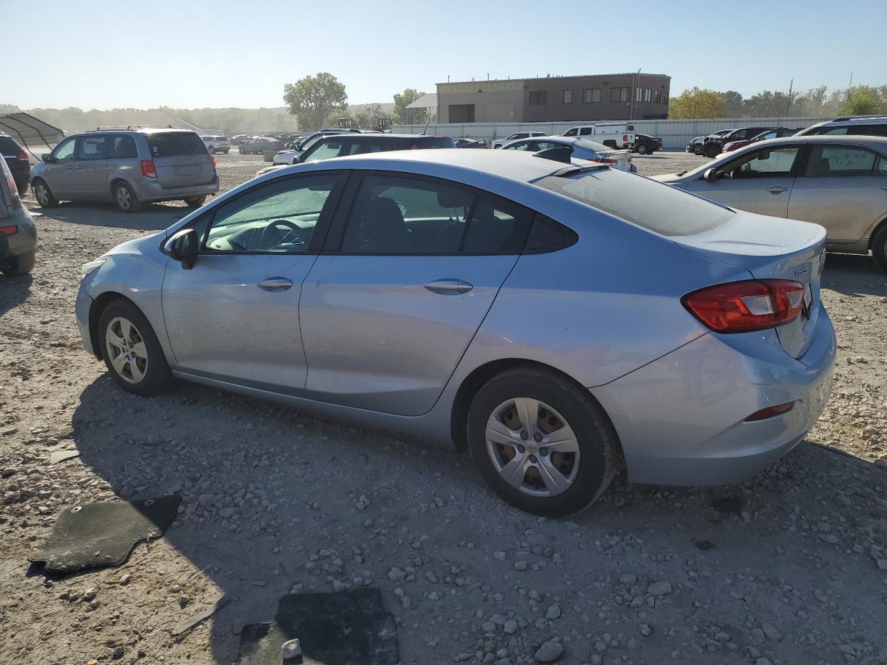 2018 Chevrolet Cruze - Image 2