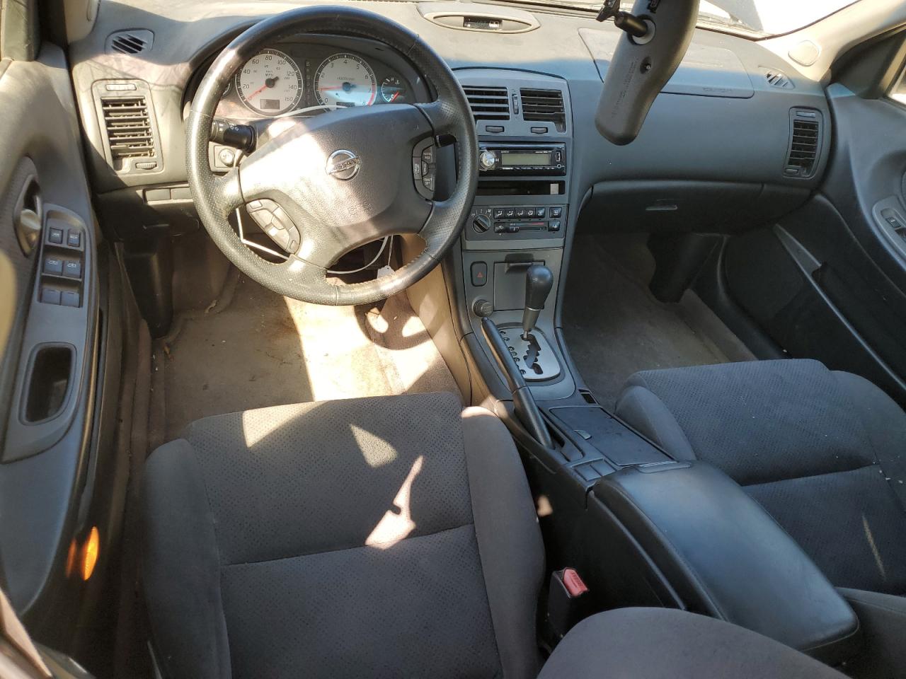 JN1DA31D73T505976 2003 Nissan Maxima Gle