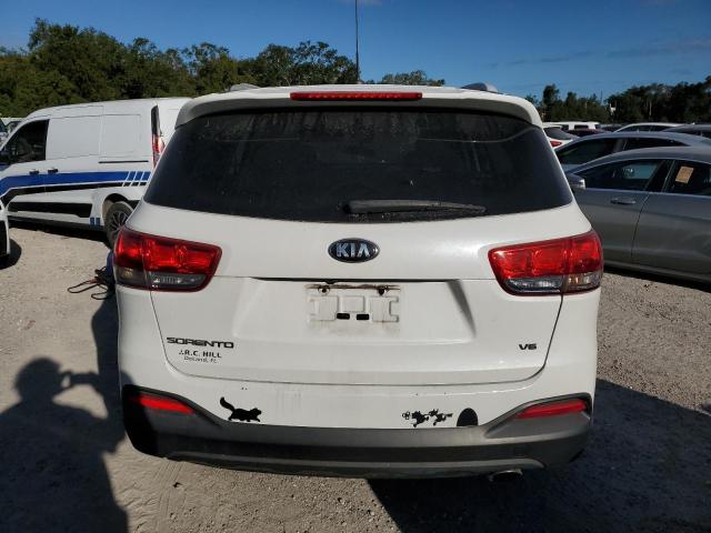  KIA SORENTO 2016 Белы