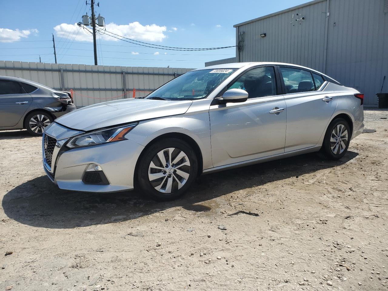 2019 Nissan Altima - Image 1
