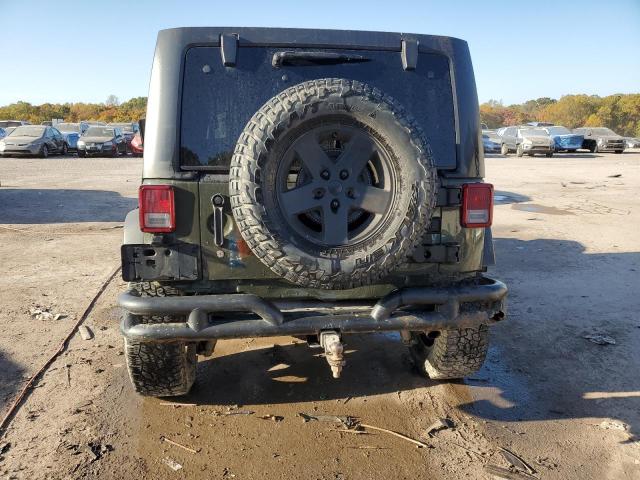 JEEP WRANGLER 2015 Зелений