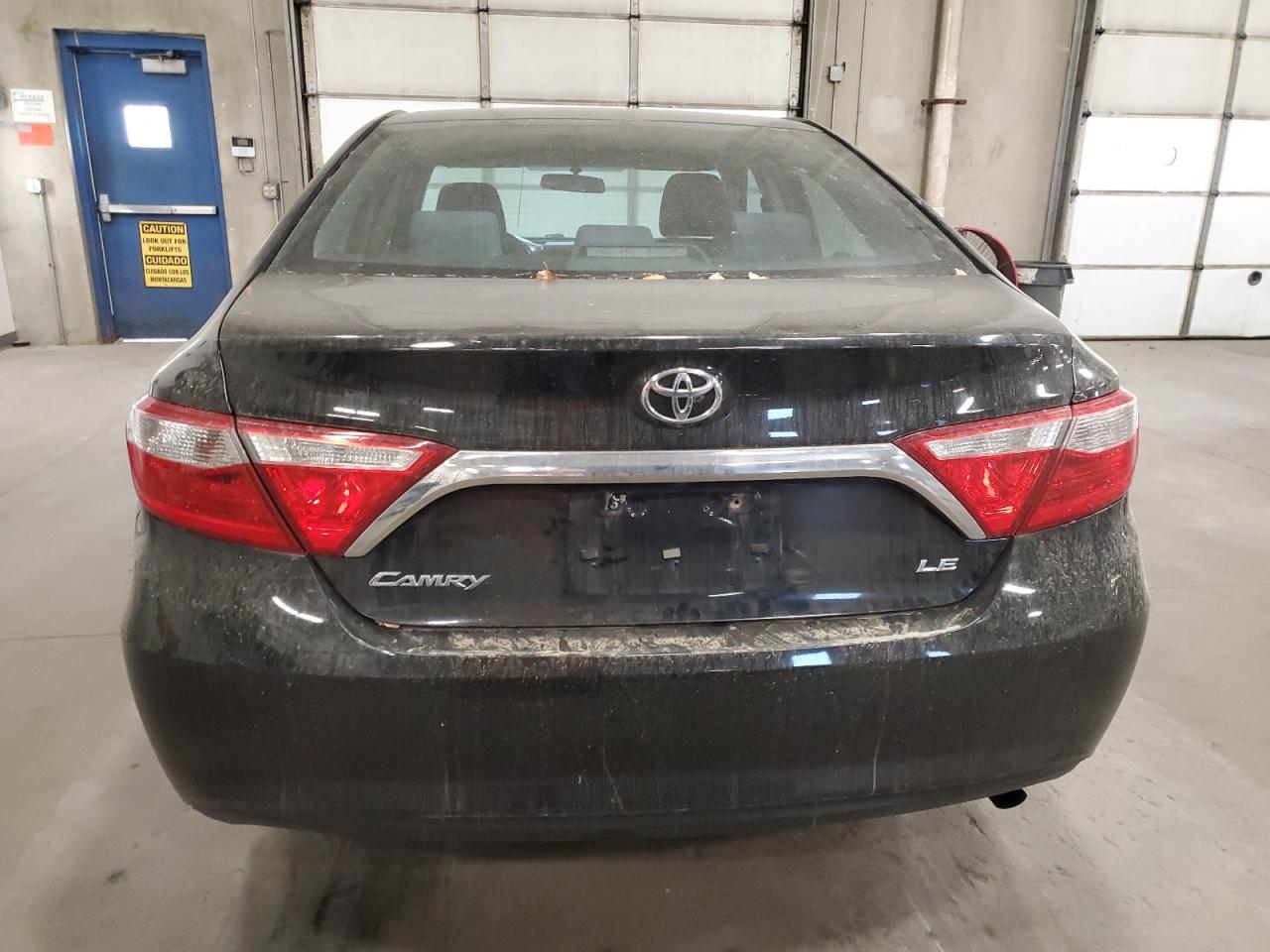 2016 Toyota Camry Le VIN: 4T4BF1FK9GR524693 Lot: 76439464