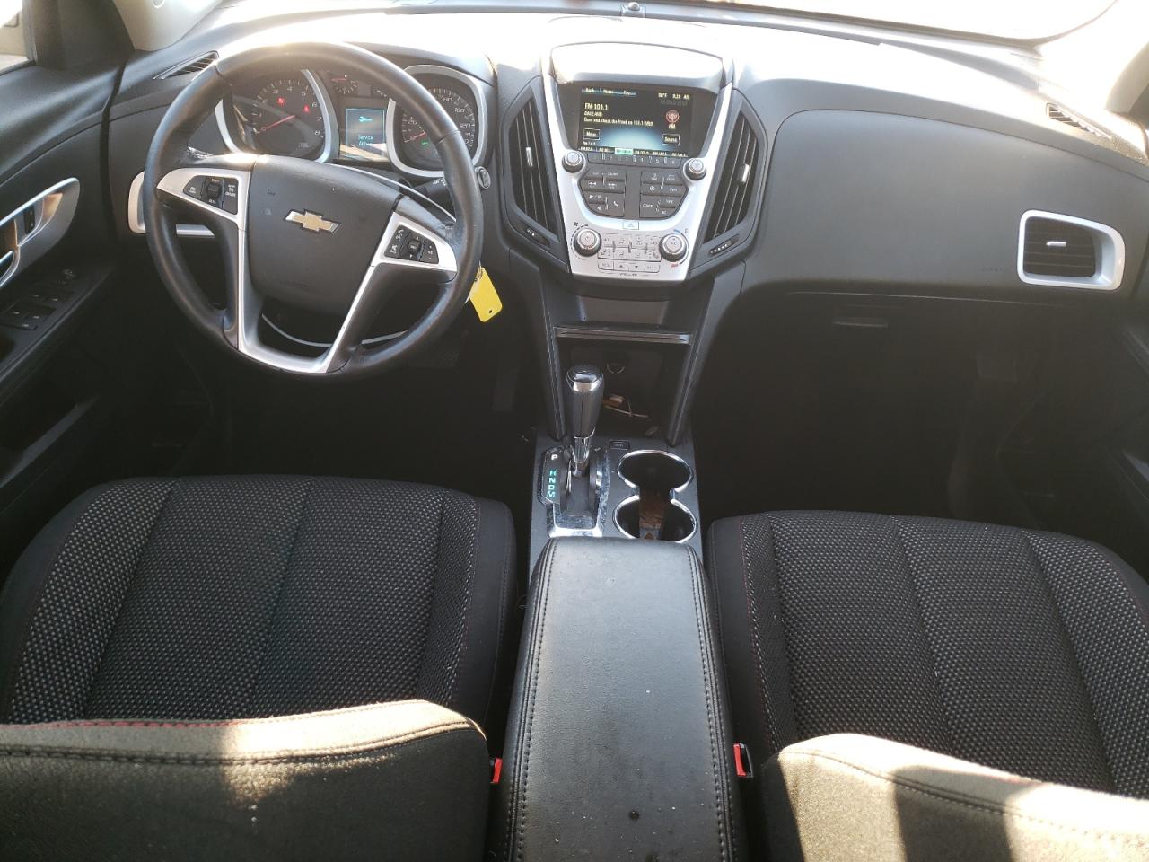 2017 Chevrolet Equinox - Image 8