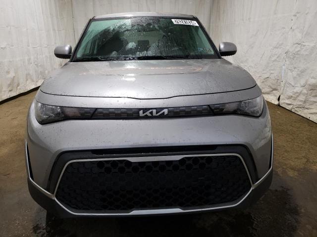 KNDJ23AU6R7907924 Kia Soul LX 5