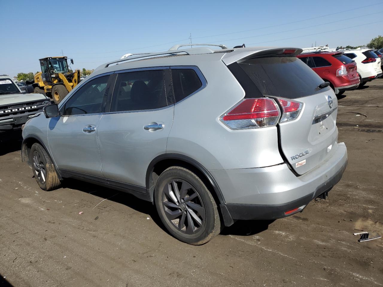 2016 Nissan Rogue - Image 2